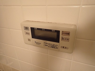 18年使った松下給湯器ですがエラー711 東京 神奈川の給湯器交換 リフォームは親子大工の安田工務店 山口建設
